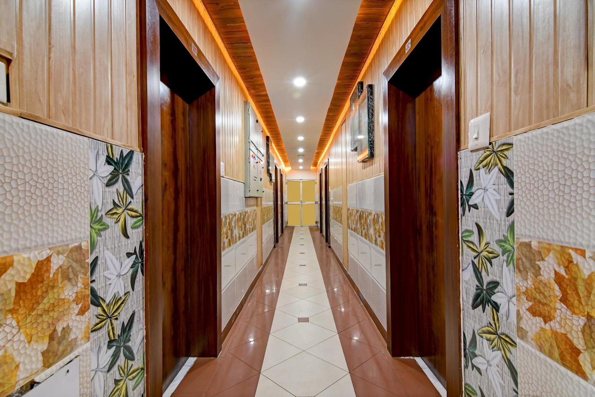 Hotel Ashrayashray Puri Dış mekan fotoğraf